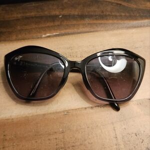 Maui Jim Lotus Sunglasses